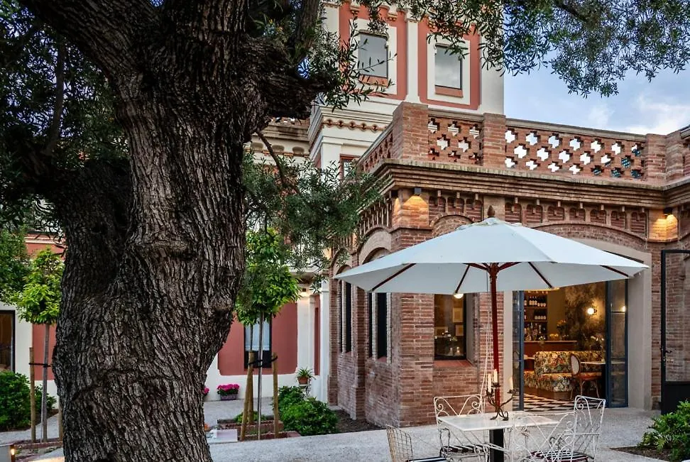 Hotel Boutique Lapety Tarragona Spain